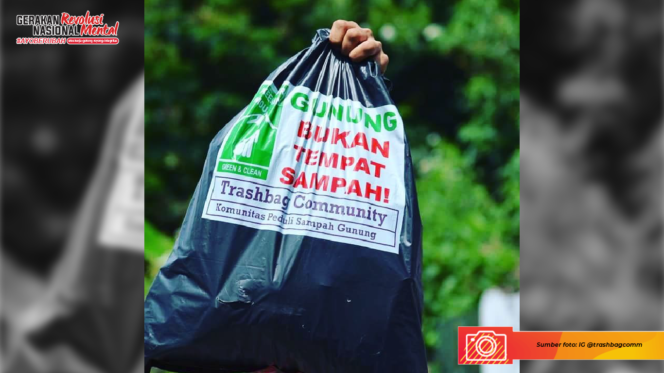 Trashbag Community  berinisiatif melakukan kegiatan Sapu Jagad untuk membersihkan sampah di gunung dan hutan